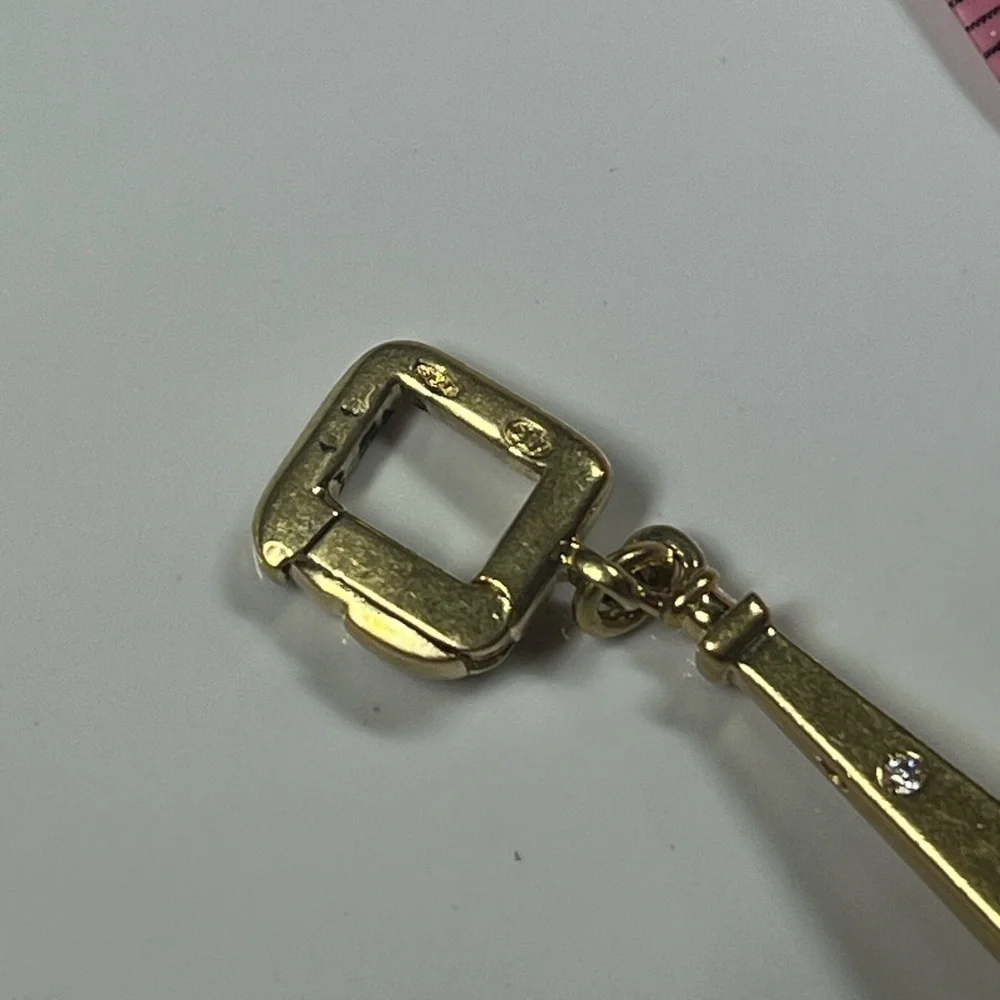 LOUIS VUITTON 18KT GOLD & DIAMOND EIFFEL TOWER CHARM/PENDANT